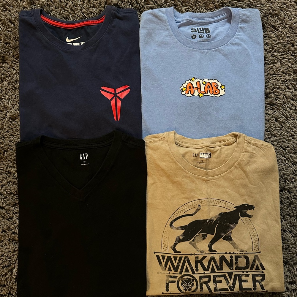 Men’s small/extra small T-Shirts